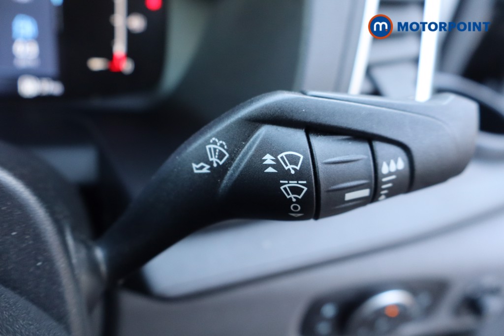 Ford Transit Limited Manual Diesel Medium Roof Van - Stock Number (1594782) - 17th supplementary image