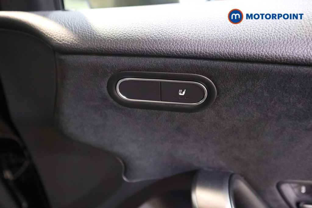 Mercedes-Benz A Class Amg Line Automatic Diesel Hatchback - Stock Number (1595109) - 10th supplementary image