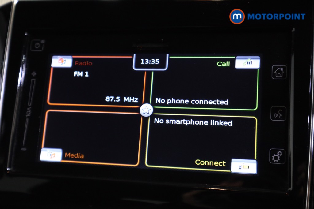 Suzuki Swift Sz-L Manual Petrol Hatchback - Stock Number (1595194) - 2nd supplementary image