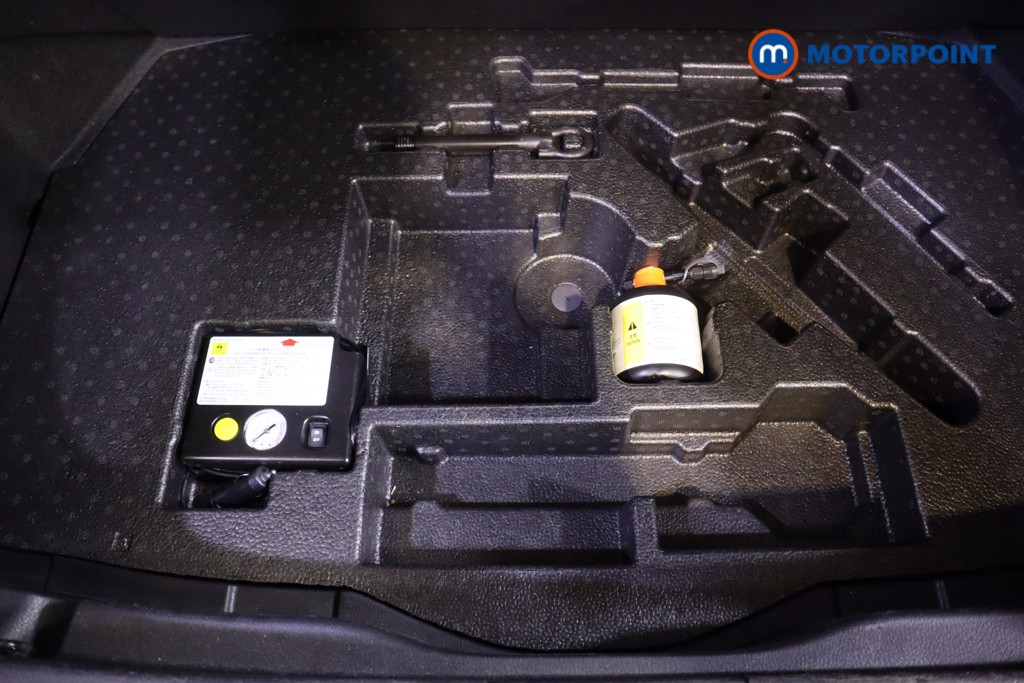 Toyota C-Hr Design Automatic Petrol-Electric Hybrid SUV - Stock Number (1595421) - 31st supplementary image