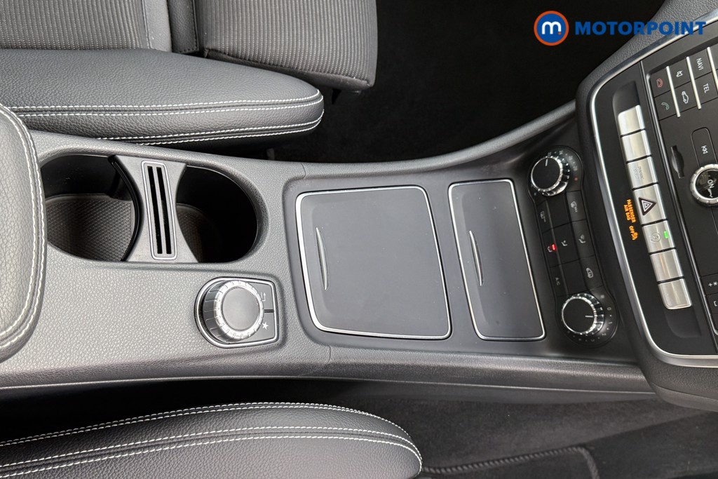 Mercedes-Benz GLA Urban Edition Automatic Petrol SUV - Stock Number (1595507) - 14th supplementary image