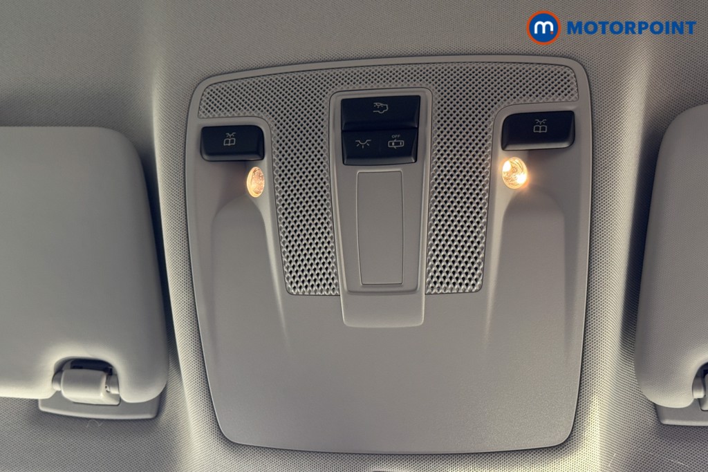 Mercedes-Benz GLA Urban Edition Automatic Petrol SUV - Stock Number (1595507) - 15th supplementary image