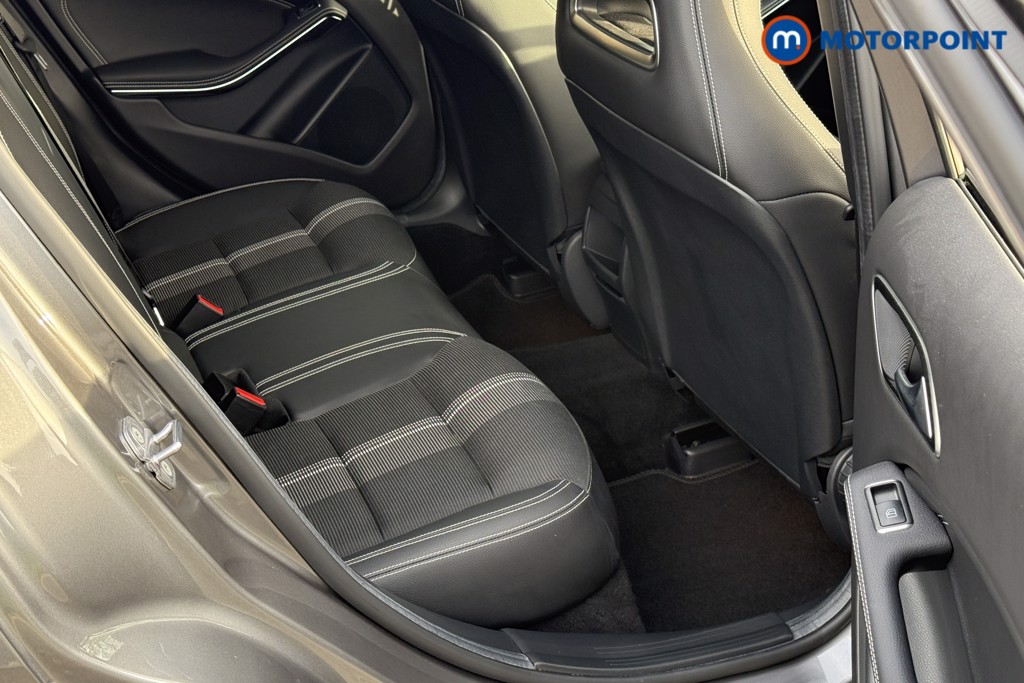 Mercedes-Benz GLA Urban Edition Automatic Petrol SUV - Stock Number (1595507) - 20th supplementary image
