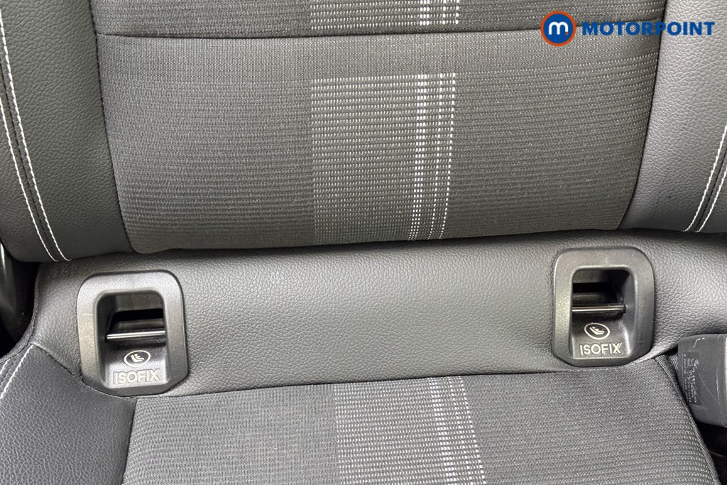 Mercedes-Benz GLA Urban Edition Automatic Petrol SUV - Stock Number (1595507) - 21st supplementary image