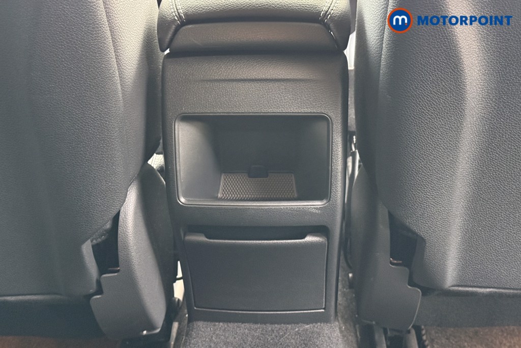 Mercedes-Benz GLA Urban Edition Automatic Petrol SUV - Stock Number (1595507) - 22nd supplementary image