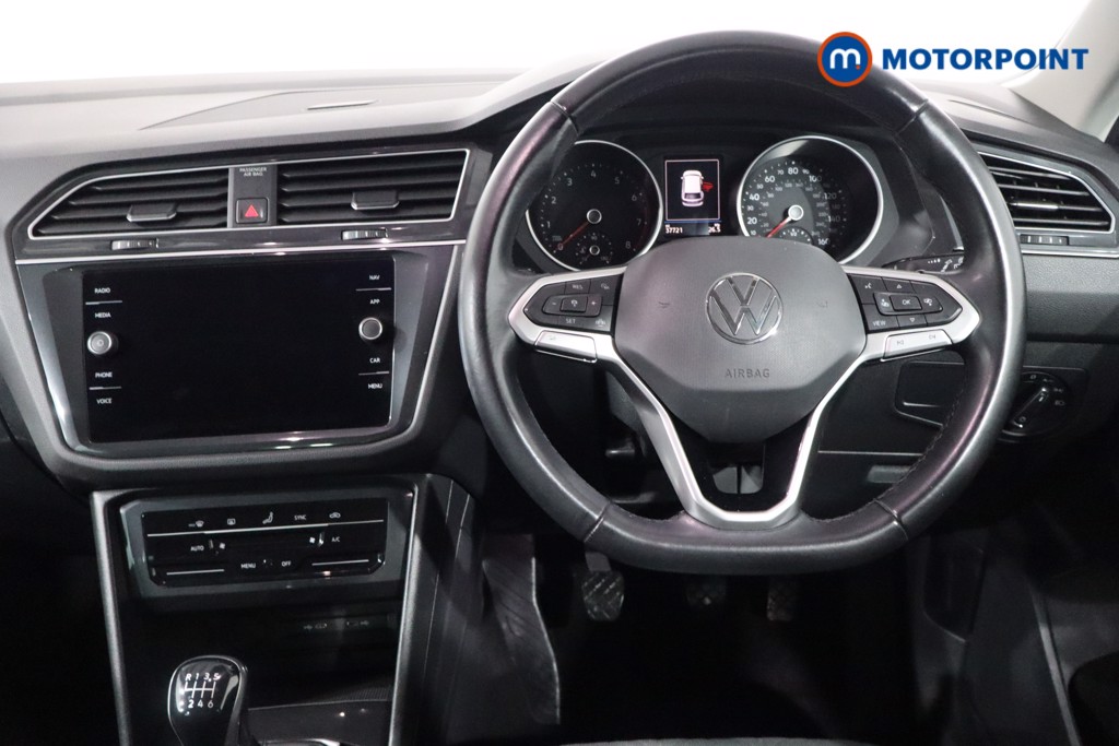 Volkswagen Tiguan Life Manual Petrol SUV - Stock Number (1595891) - 3rd supplementary image