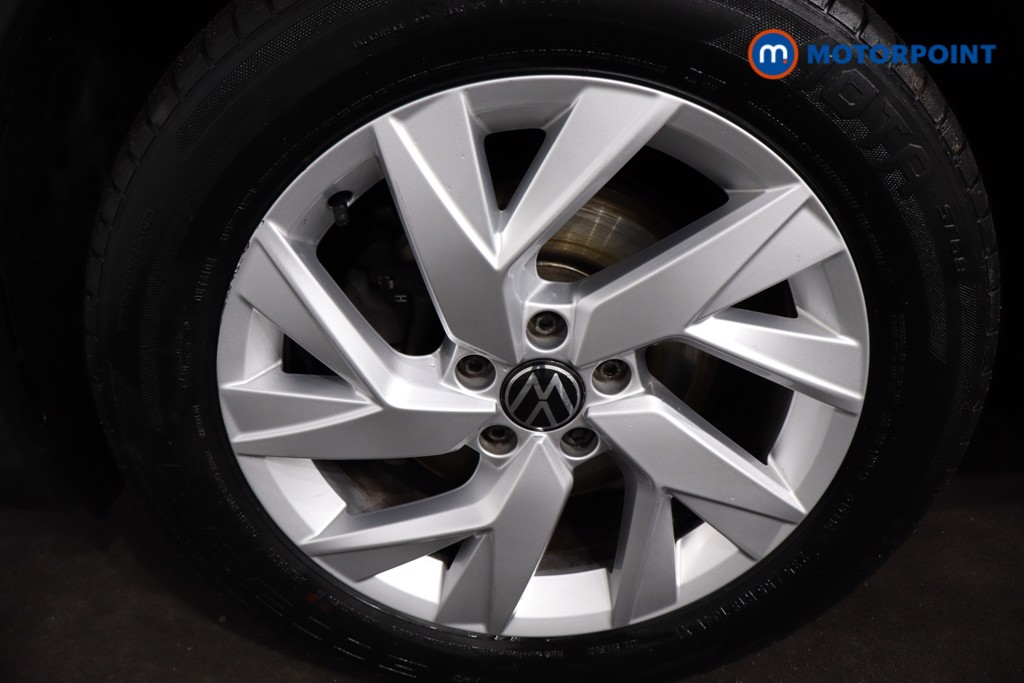 Volkswagen Tiguan Life Manual Petrol SUV - Stock Number (1595891) - 11th supplementary image