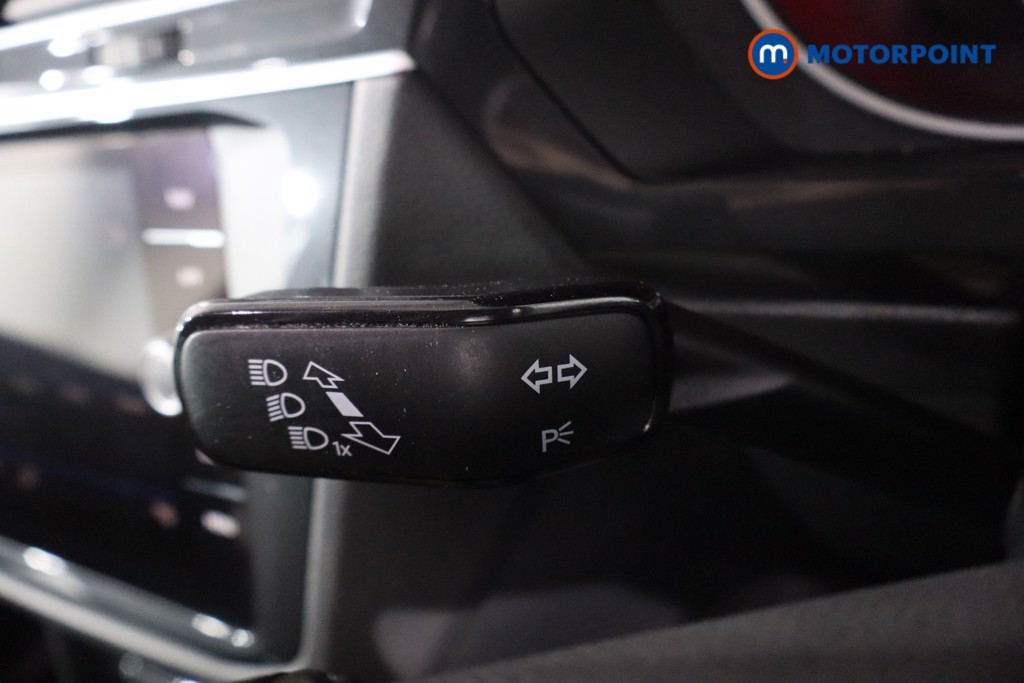 Volkswagen Tiguan Life Manual Petrol SUV - Stock Number (1595891) - 19th supplementary image