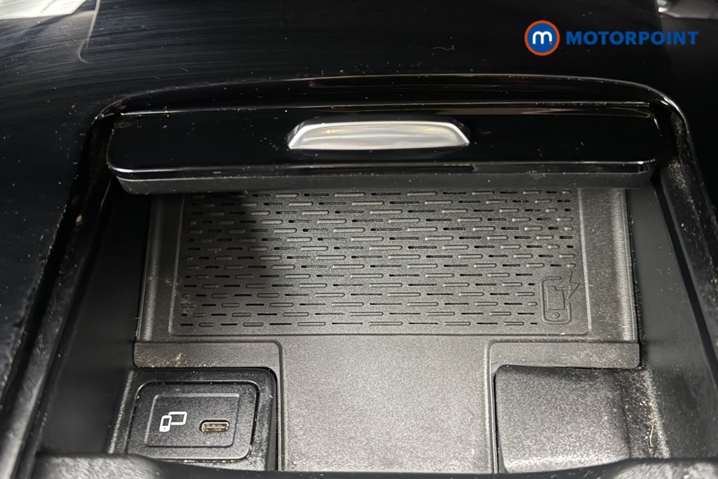 Mercedes-Benz A Class Amg Line Automatic Diesel Saloon - Stock Number (1596381) - 14th supplementary image