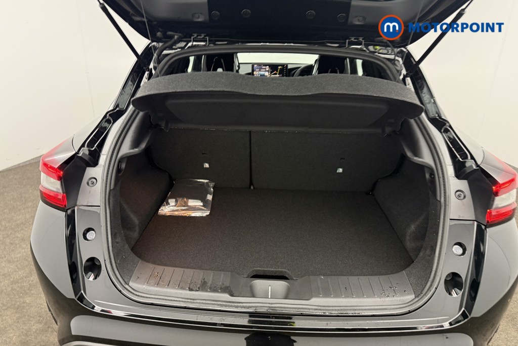 Nissan Juke Tekna Automatic Petrol SUV - Stock Number (1596489) - 13th supplementary image