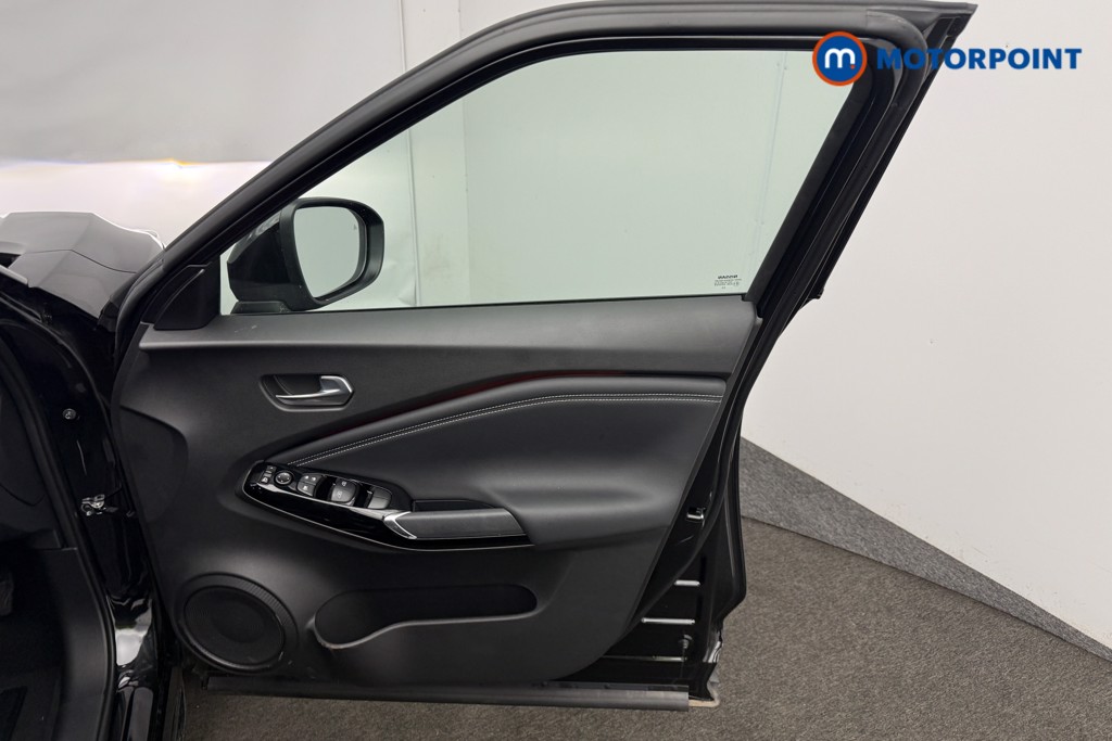 Nissan Juke Tekna Automatic Petrol SUV - Stock Number (1596489) - 18th supplementary image