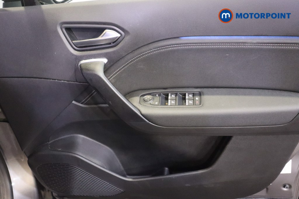 Renault Captur Techno Automatic Petrol-Electric Hybrid SUV - Stock Number (1596518) - 13th supplementary image