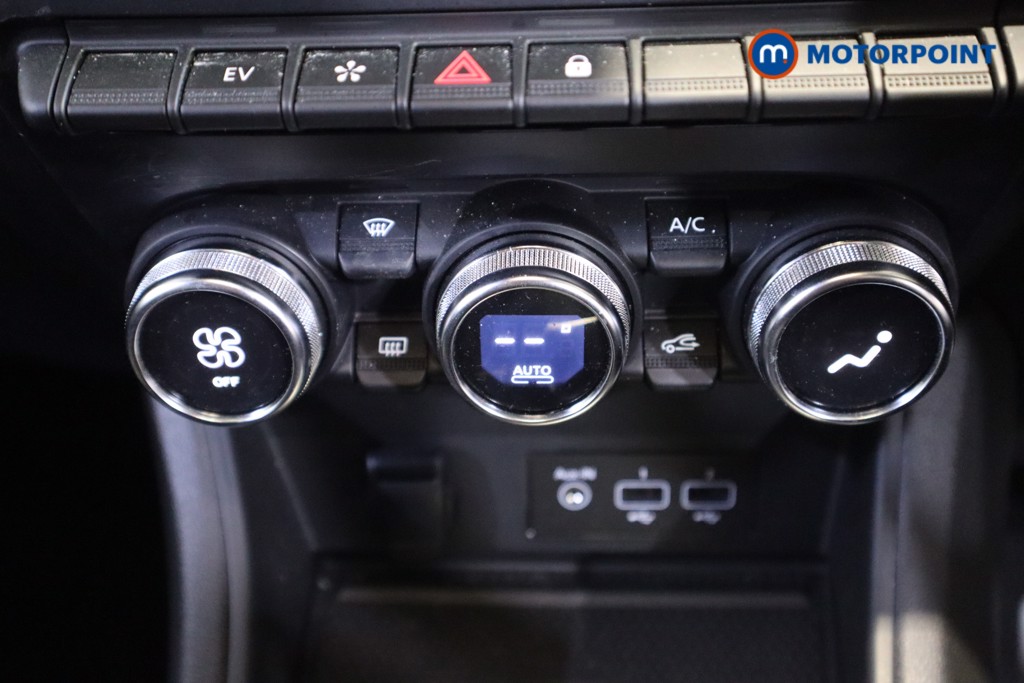 Renault Captur Techno Automatic Petrol-Electric Hybrid SUV - Stock Number (1596518) - 22nd supplementary image