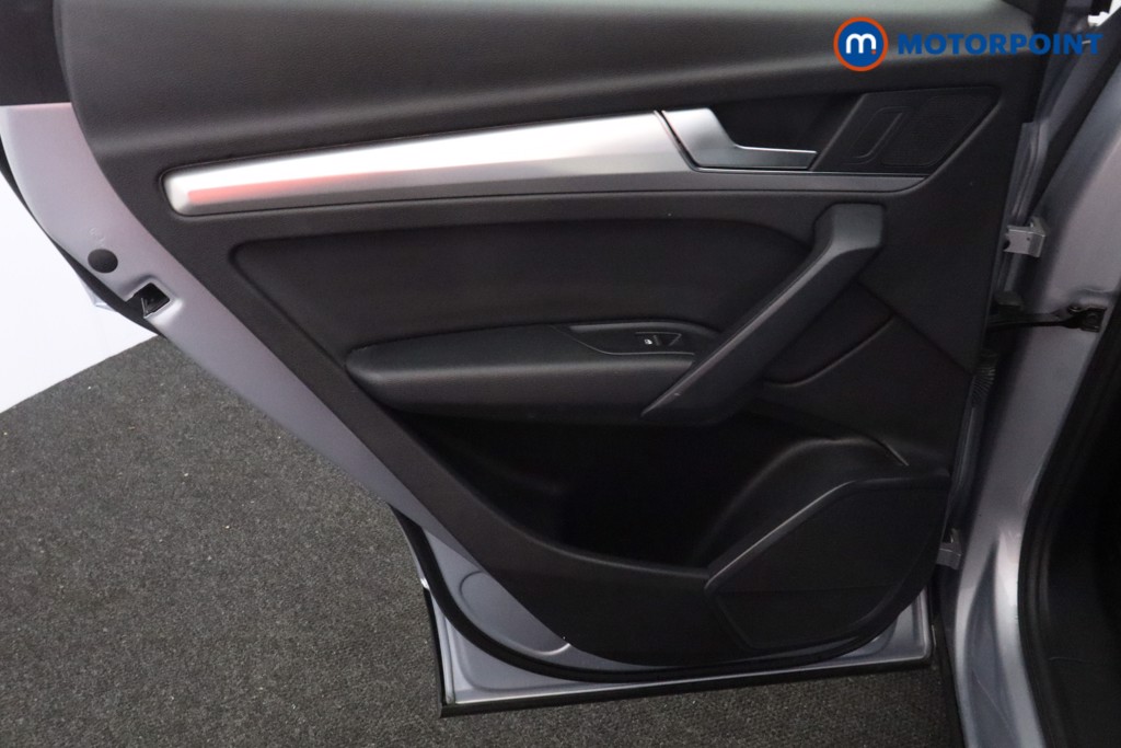 Audi Q5 Sport Automatic Petrol SUV - Stock Number (1596640) - 19th supplementary image