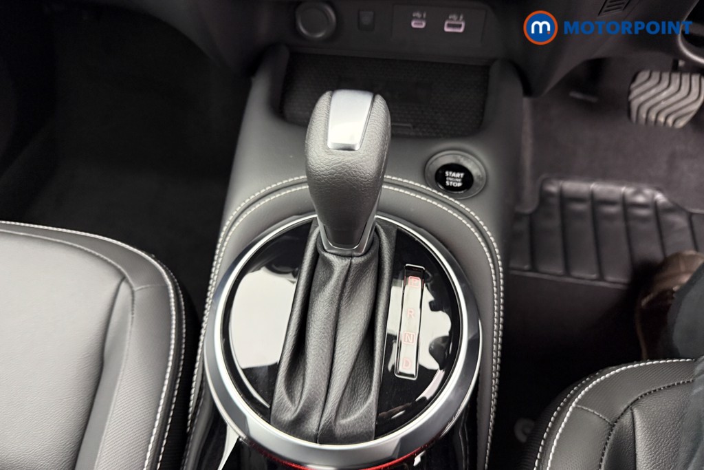 Nissan Juke Tekna Automatic Petrol SUV - Stock Number (1596659) - 11th supplementary image