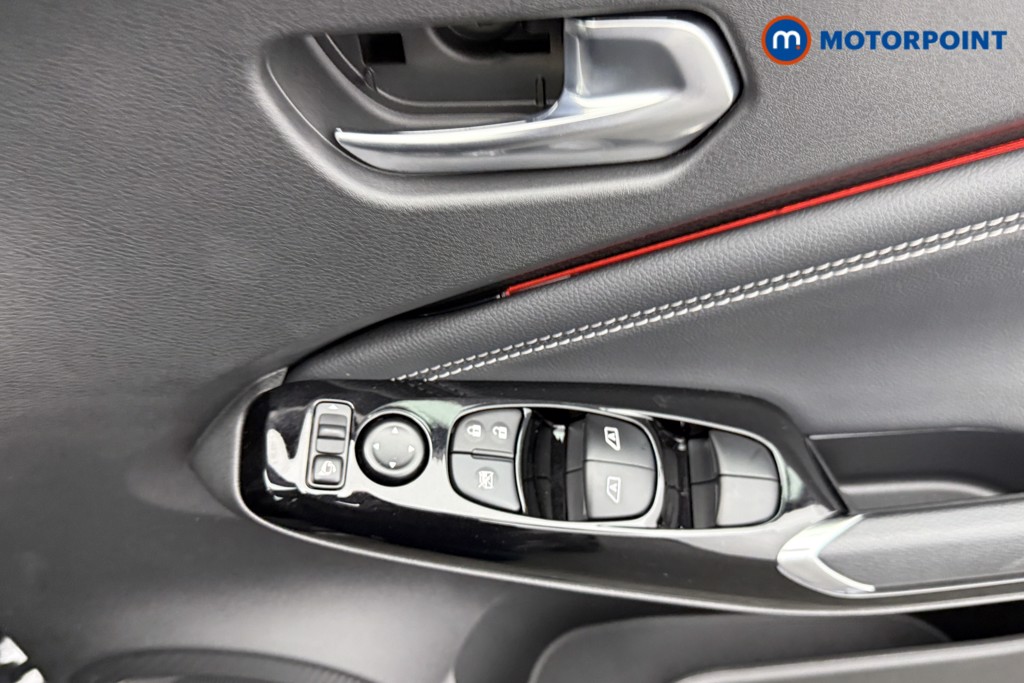 Nissan Juke Tekna Automatic Petrol SUV - Stock Number (1596659) - 15th supplementary image