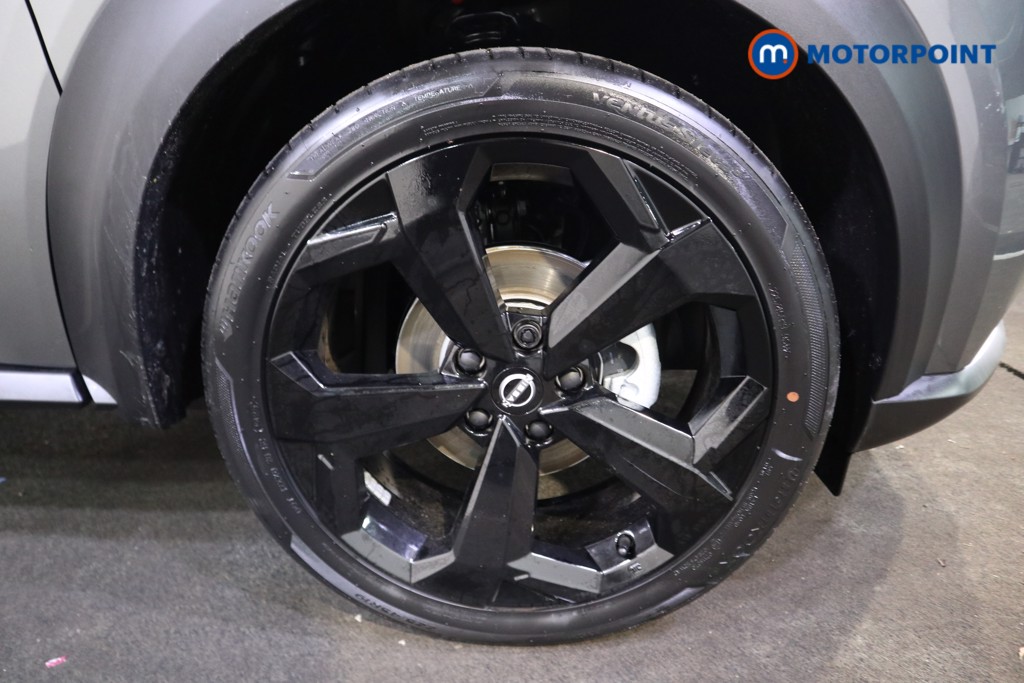 Nissan Juke Tekna Automatic Petrol SUV - Stock Number (1596677) - 14th supplementary image