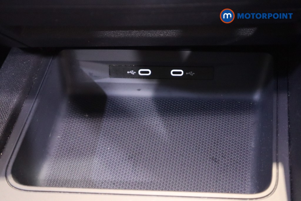 Seat Leon Se Dynamic Manual Petrol Hatchback - Stock Number (1596739) - 20th supplementary image