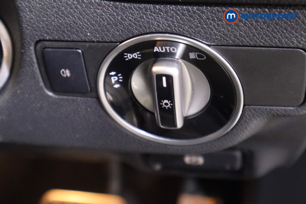 Mercedes-Benz CLA Amg Line Night Edition Automatic Diesel Coupe - Stock Number (1597079) - 16th supplementary image