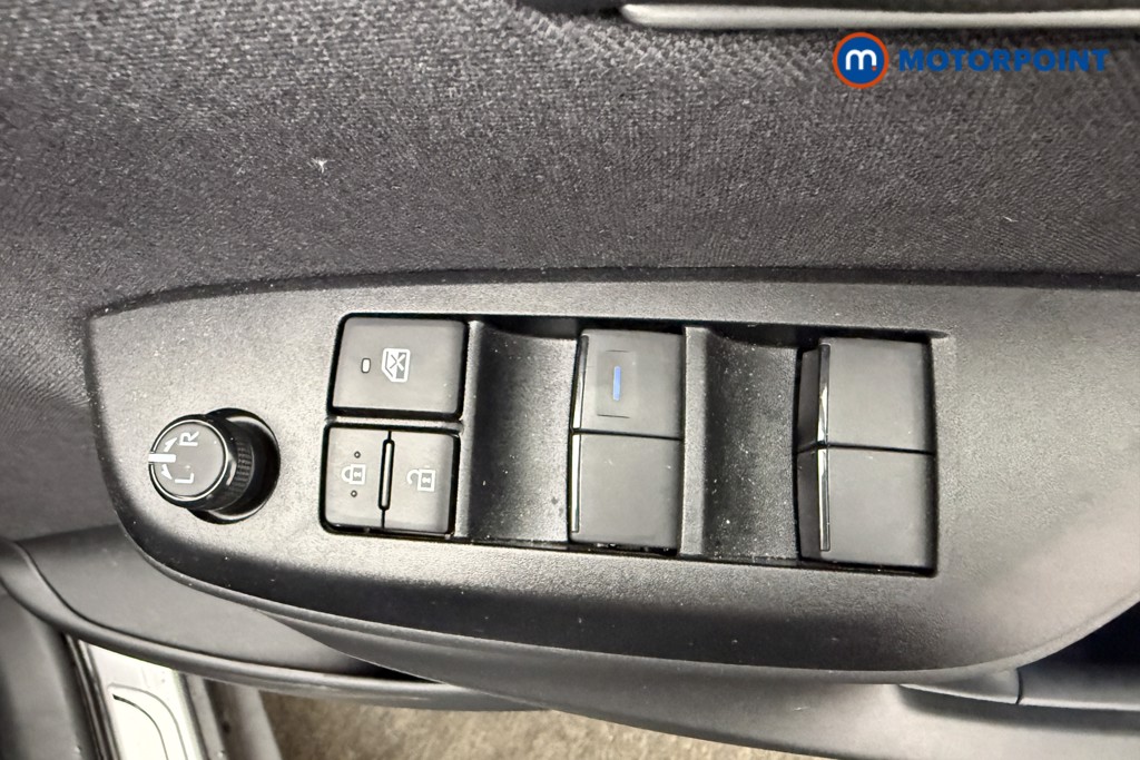 Toyota Yaris Cross Design Automatic Petrol-Electric Hybrid Estate - Stock Number (1597389) - 19th supplementary image