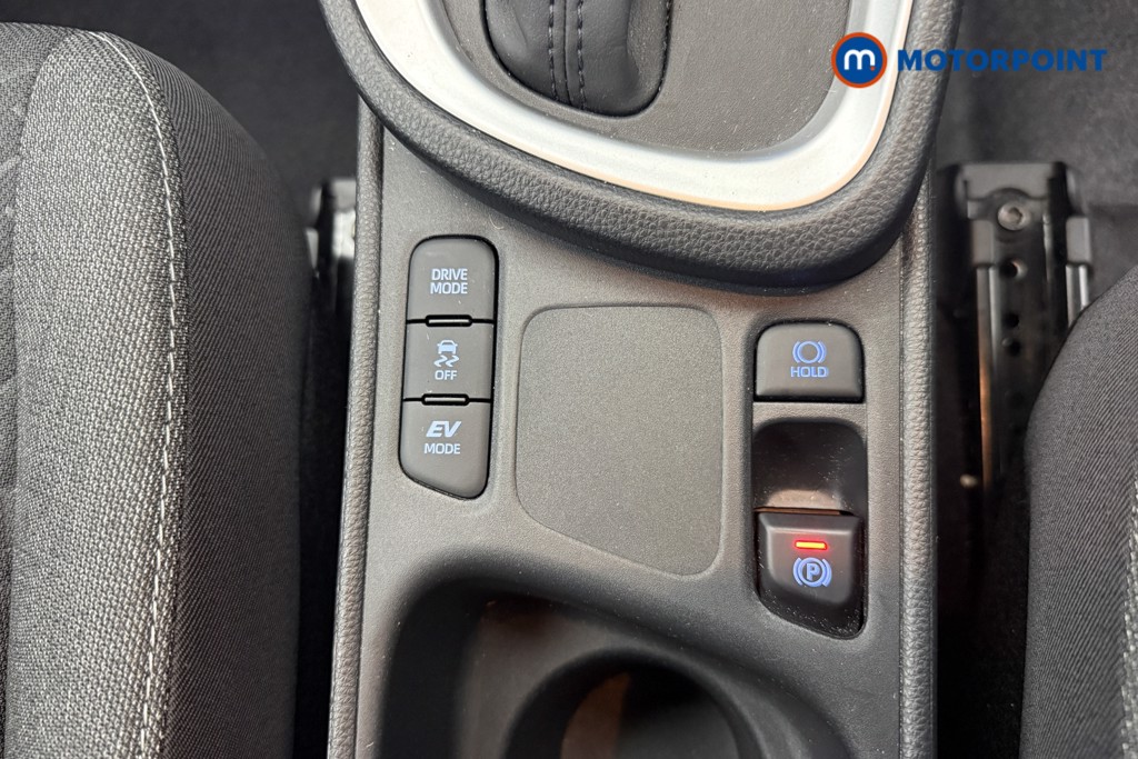 Toyota Yaris Cross Design Automatic Petrol-Electric Hybrid Estate - Stock Number (1597389) - 23rd supplementary image