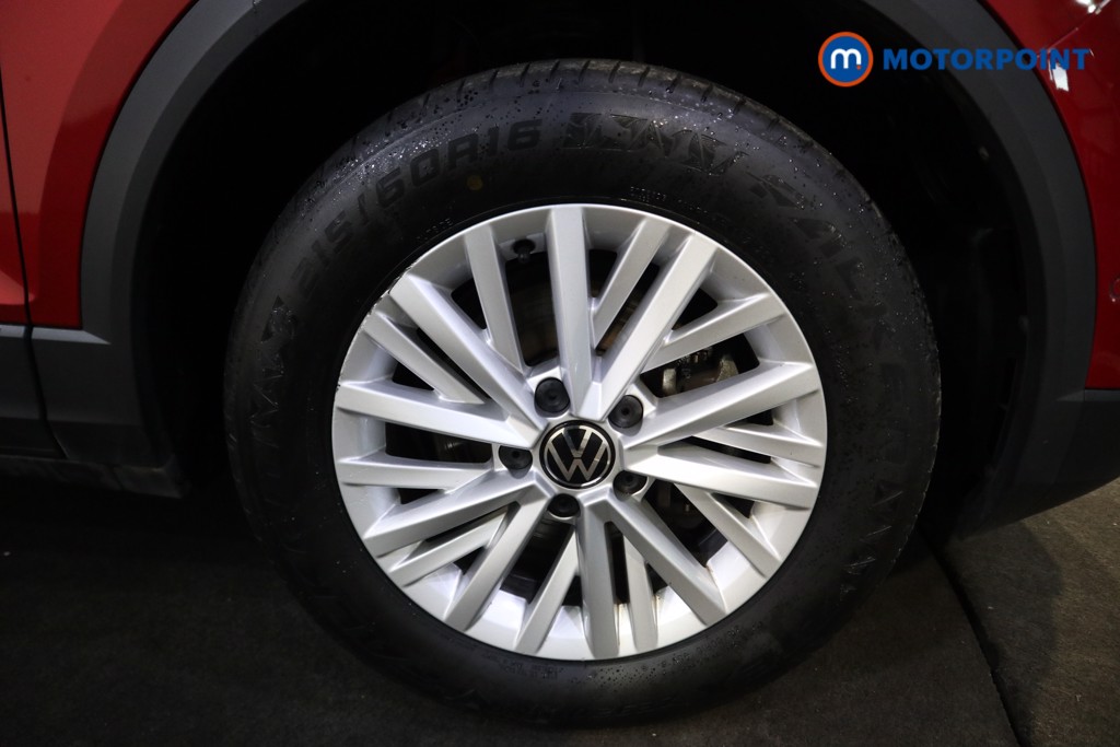 Volkswagen T-Roc Life Manual Petrol SUV - Stock Number (1597743) - 14th supplementary image