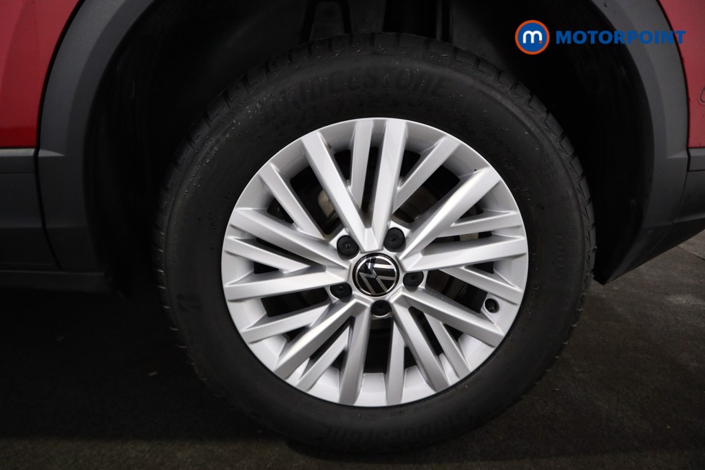 Volkswagen T-Roc Life Manual Petrol SUV - Stock Number (1597743) - 16th supplementary image