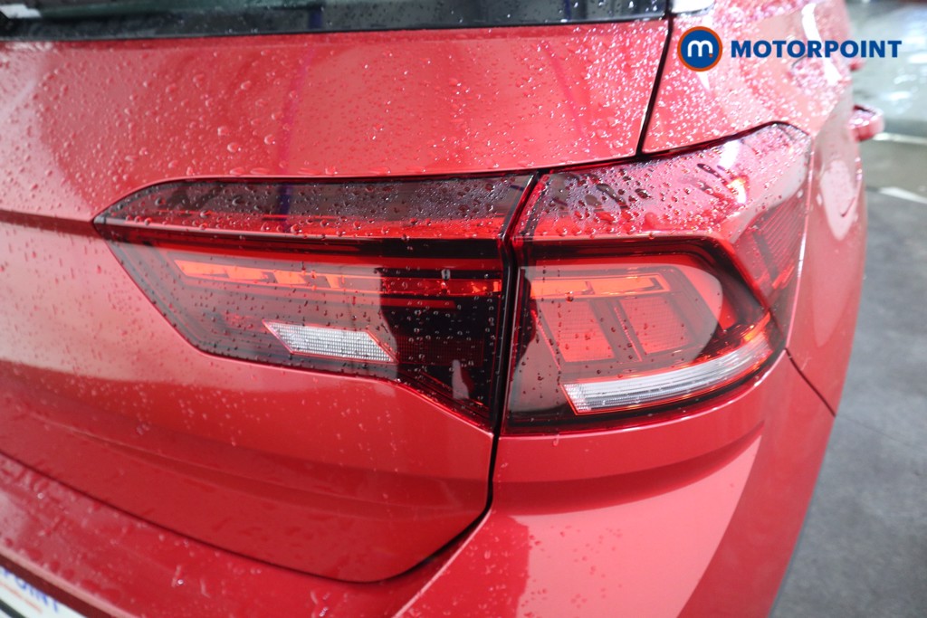 Volkswagen T-Roc Life Manual Petrol SUV - Stock Number (1597743) - 19th supplementary image