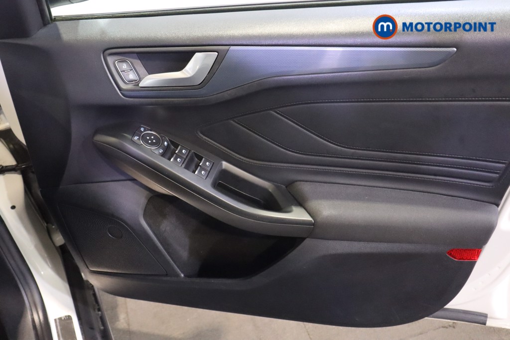 Ford Focus Active Edition Manual Petrol Hatchback - Stock Number (1598098) - 13th supplementary image