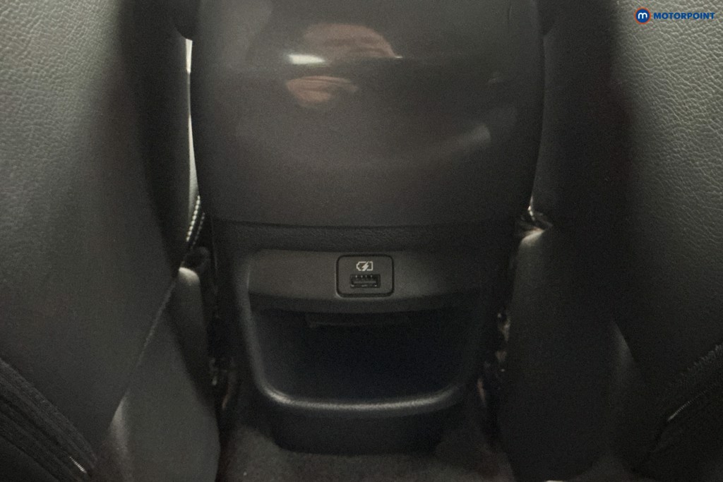 Nissan Juke Tekna Manual Petrol SUV - Stock Number (1598130) - 11th supplementary image