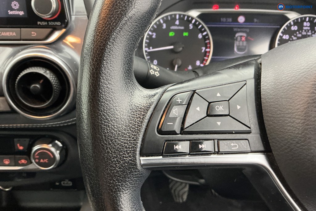 Nissan Juke Tekna Manual Petrol SUV - Stock Number (1598130) - 19th supplementary image