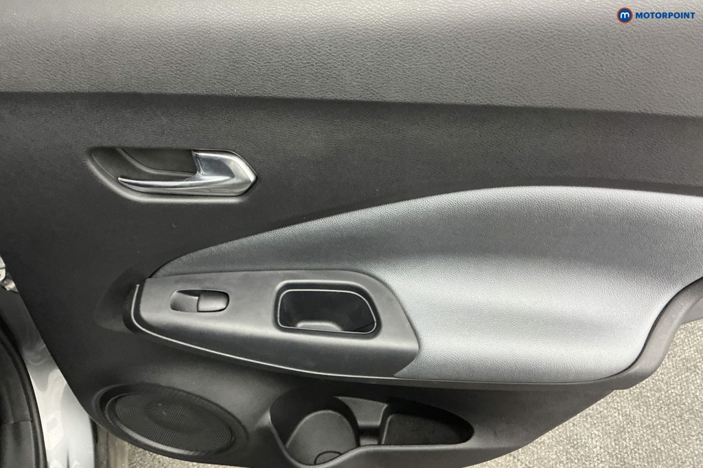 Nissan Juke Tekna Manual Petrol SUV - Stock Number (1598130) - 24th supplementary image