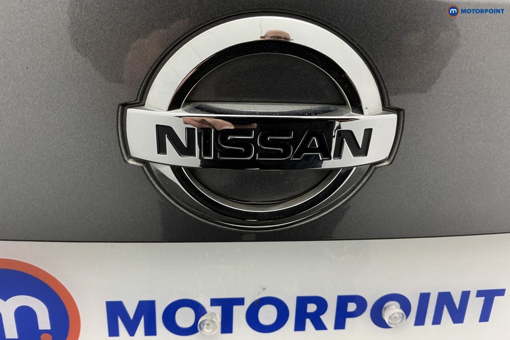 Nissan Juke Tekna Manual Petrol SUV - Stock Number (1598130) - 32nd supplementary image