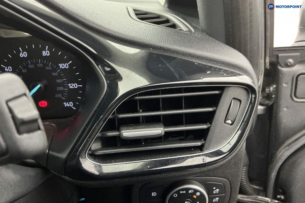 Ford Fiesta Titanium Manual Petrol Hatchback - Stock Number (1598158) - 19th supplementary image