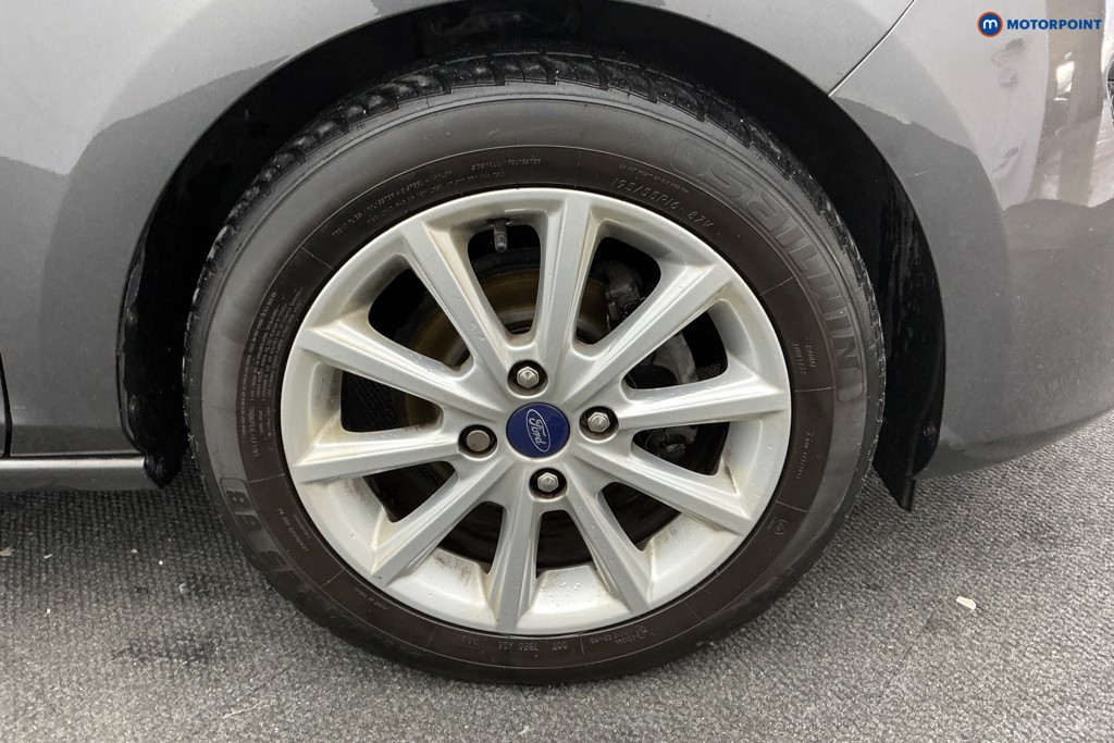Ford Fiesta Titanium Manual Petrol Hatchback - Stock Number (1598158) - 32nd supplementary image