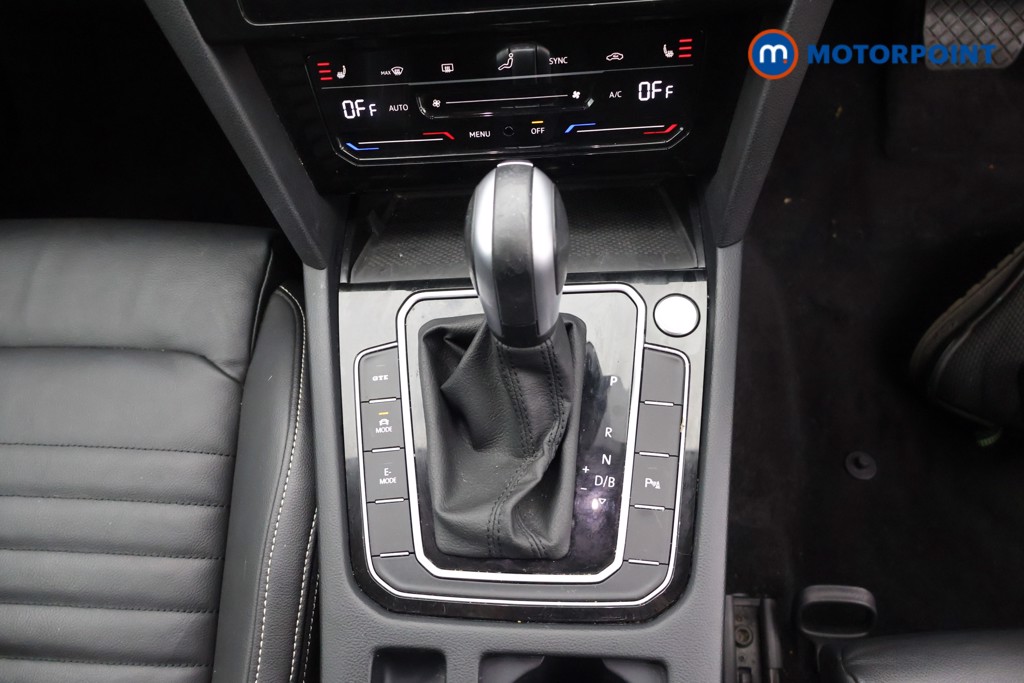 Volkswagen Passat GTE Automatic Petrol Plug-In Hybrid Estate - Stock Number (1598286) - 14th supplementary image