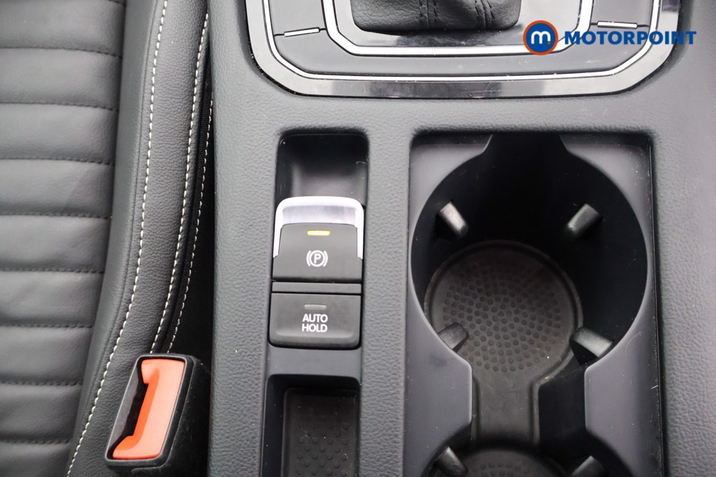 Volkswagen Passat GTE Automatic Petrol Plug-In Hybrid Estate - Stock Number (1598286) - 16th supplementary image