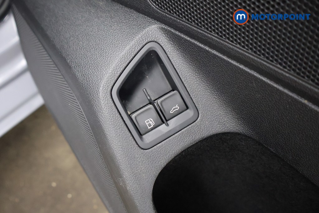 Volkswagen Passat GTE Automatic Petrol Plug-In Hybrid Estate - Stock Number (1598286) - 24th supplementary image