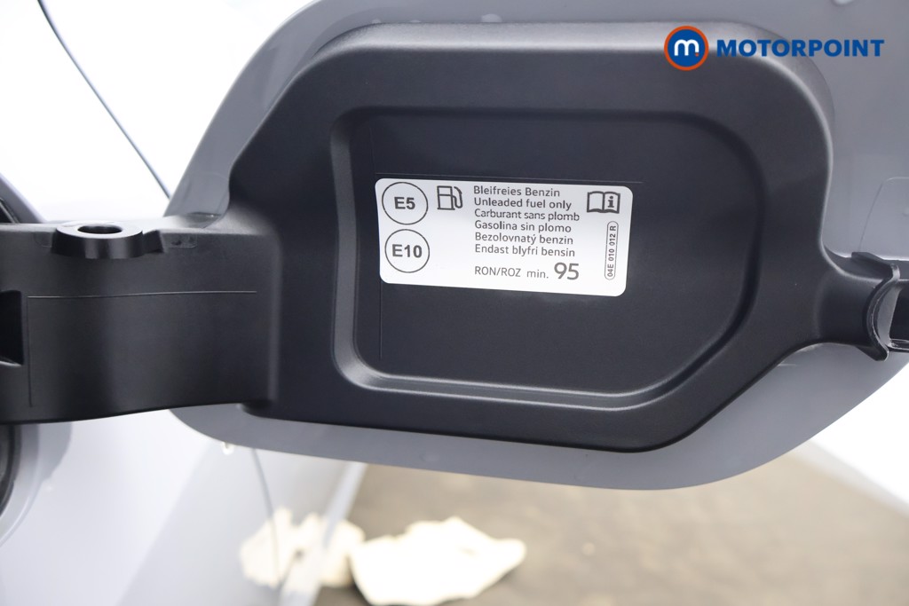 Volkswagen Passat GTE Automatic Petrol Plug-In Hybrid Estate - Stock Number (1598286) - 30th supplementary image