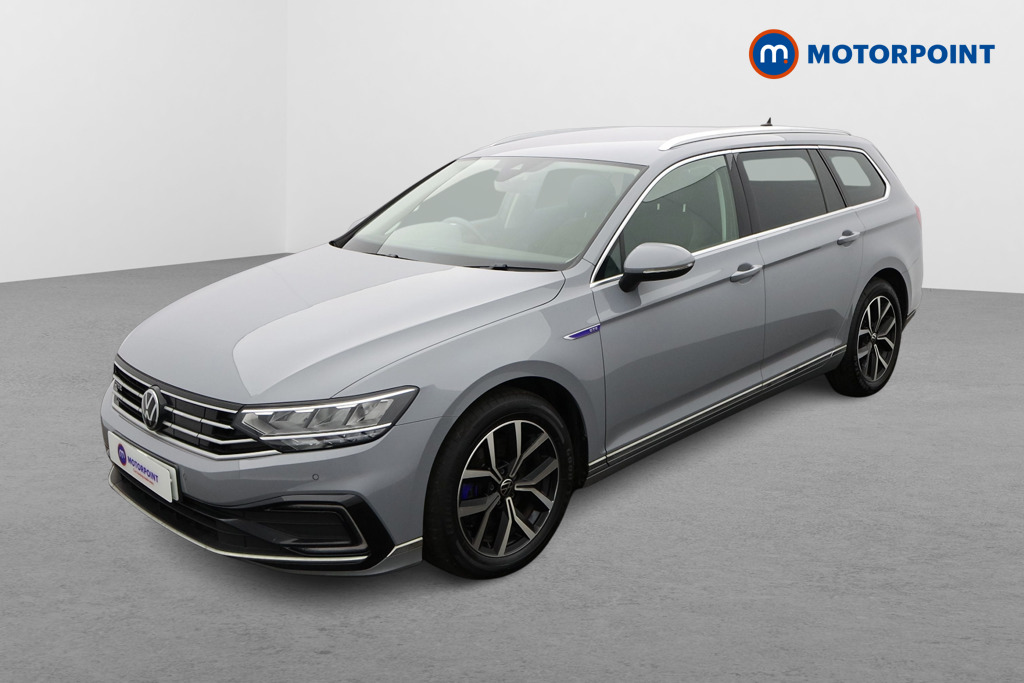 Volkswagen Passat GTE Automatic Petrol Plug-In Hybrid Estate - Stock Number (1598286) - Passenger side front corner