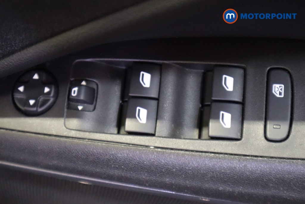 Vauxhall Crossland Elite Edition Automatic Petrol SUV - Stock Number (1598352) - 15th supplementary image