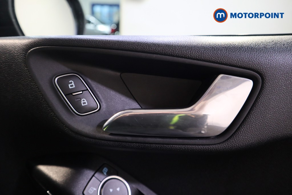 Ford Fiesta St-Line Manual Petrol Hatchback - Stock Number (1598532) - 9th supplementary image