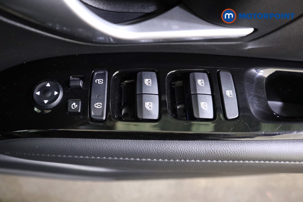 Hyundai Tucson Ultimate Manual Petrol SUV - Stock Number (1598838) - 8th supplementary image