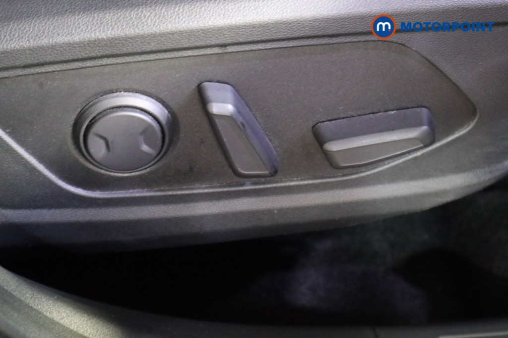 Hyundai Tucson Ultimate Manual Petrol SUV - Stock Number (1598838) - 10th supplementary image