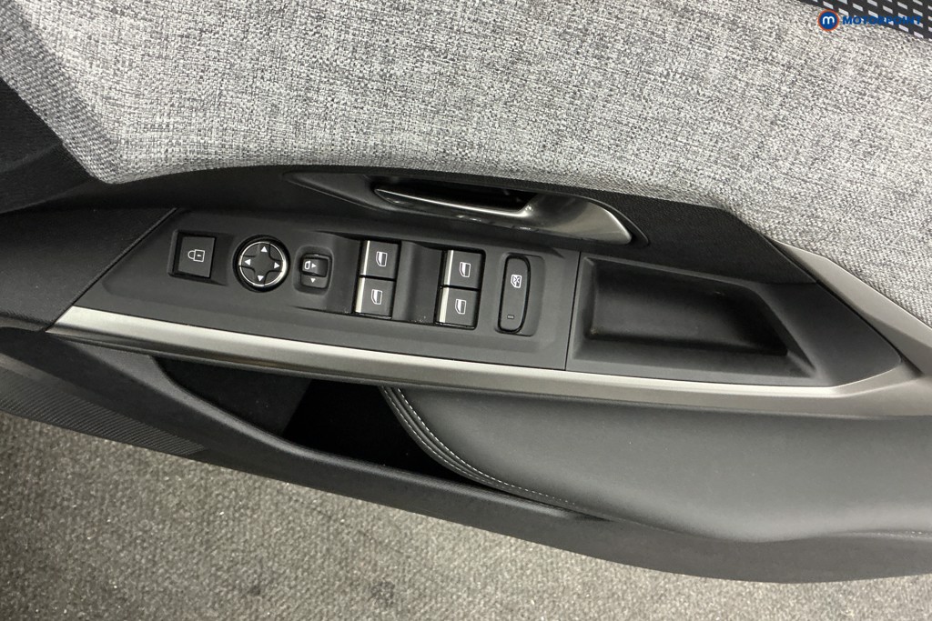 Peugeot 5008 GT Automatic Petrol SUV - Stock Number (1598877) - 21st supplementary image