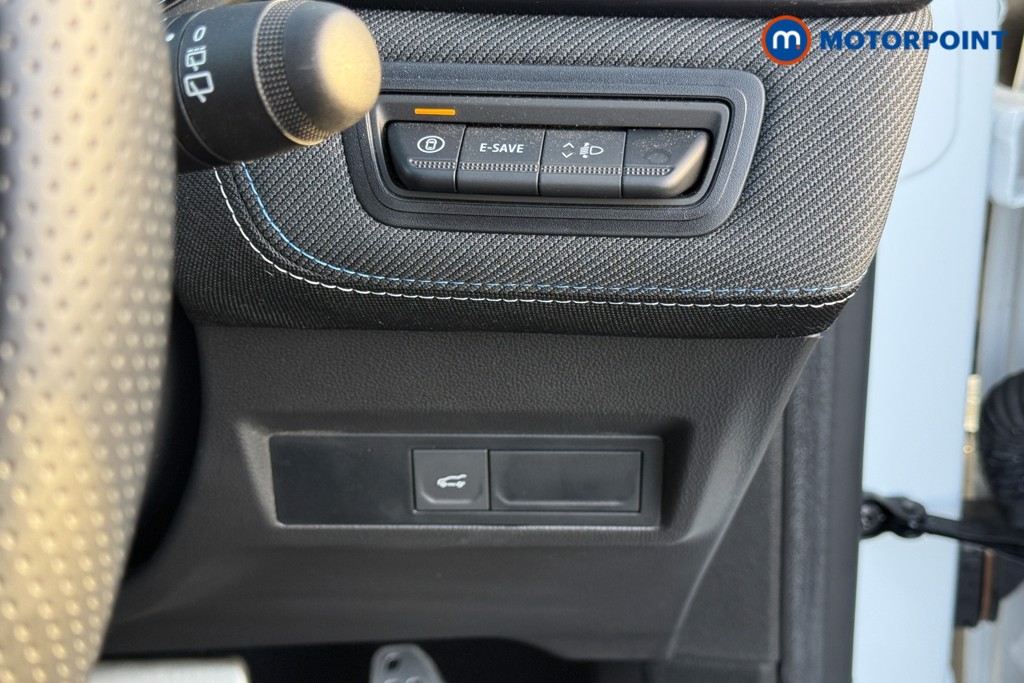 Renault Symbioz Techno Esprit Alpine Automatic Petrol-Electric Hybrid SUV - Stock Number (1598886) - 17th supplementary image