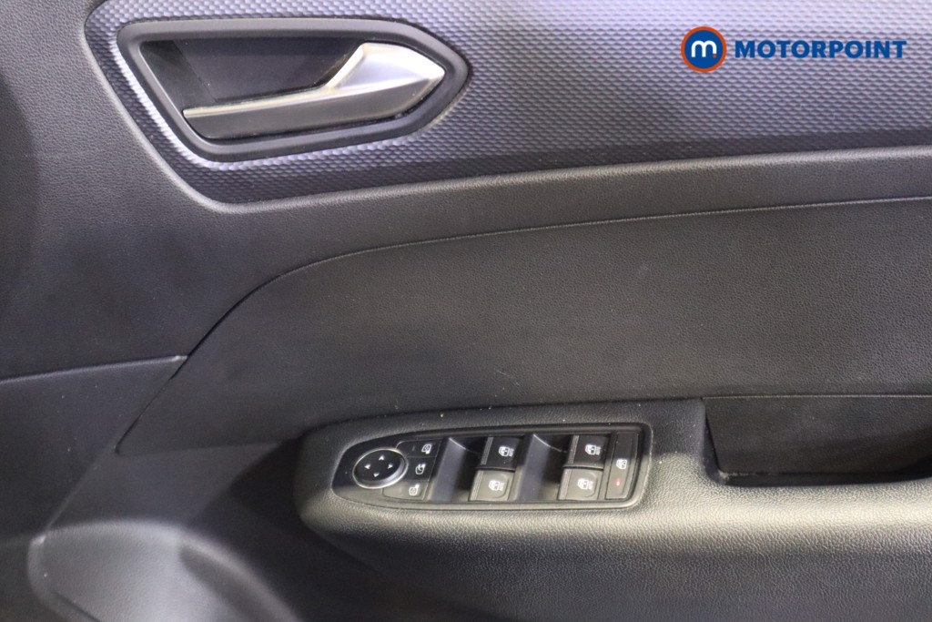 Renault Arkana Iconic Automatic Petrol-Electric Hybrid SUV - Stock Number (1599196) - 14th supplementary image