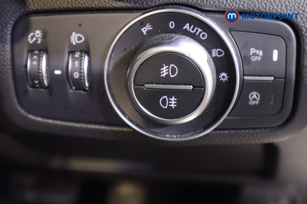 Alfa Romeo Giulia 2.0 Tb 4Dr Auto Automatic Petrol Saloon - Stock Number (1599248) - 16th supplementary image