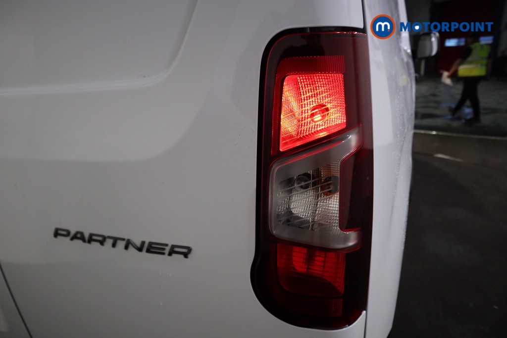 Peugeot Partner Professional Manual Diesel Panel Van - Stock Number (1599387) - 17th supplementary image