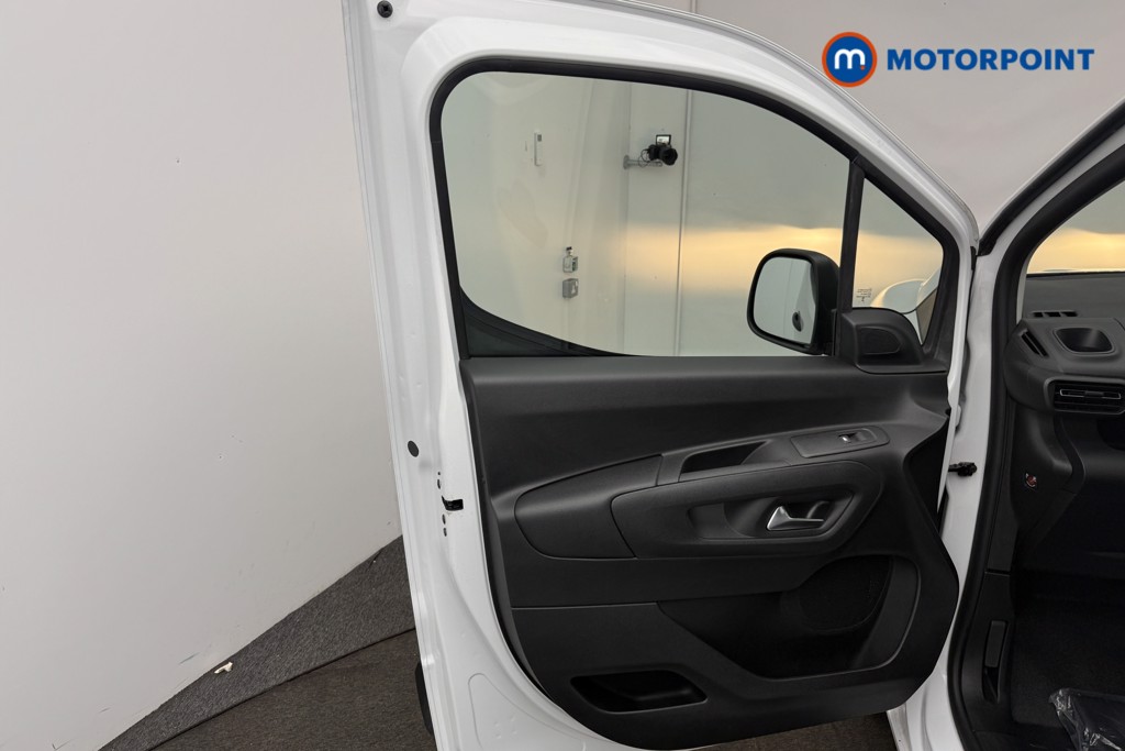 Peugeot Partner Professional Manual Diesel Panel Van - Stock Number (1599397) - 4th supplementary image